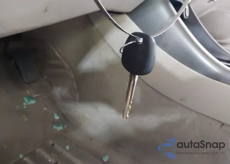 2002 Toyota Camry Le from USA, damaged, VIN 4T1BE32K82U559233